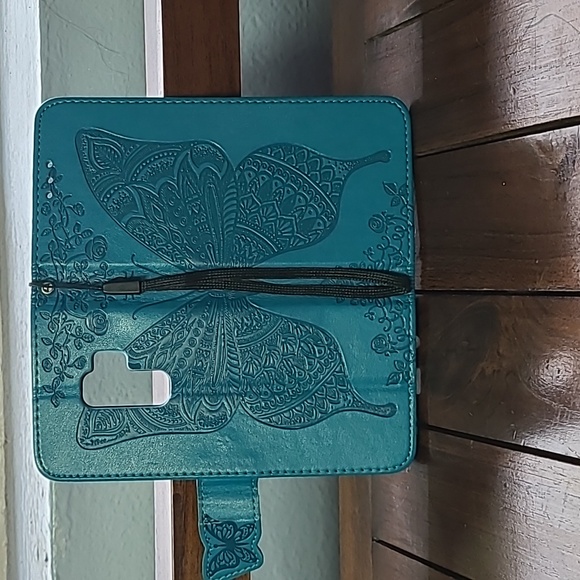 Wallet phone case for a Samsung S9+ (plus) - Picture 3 of 3